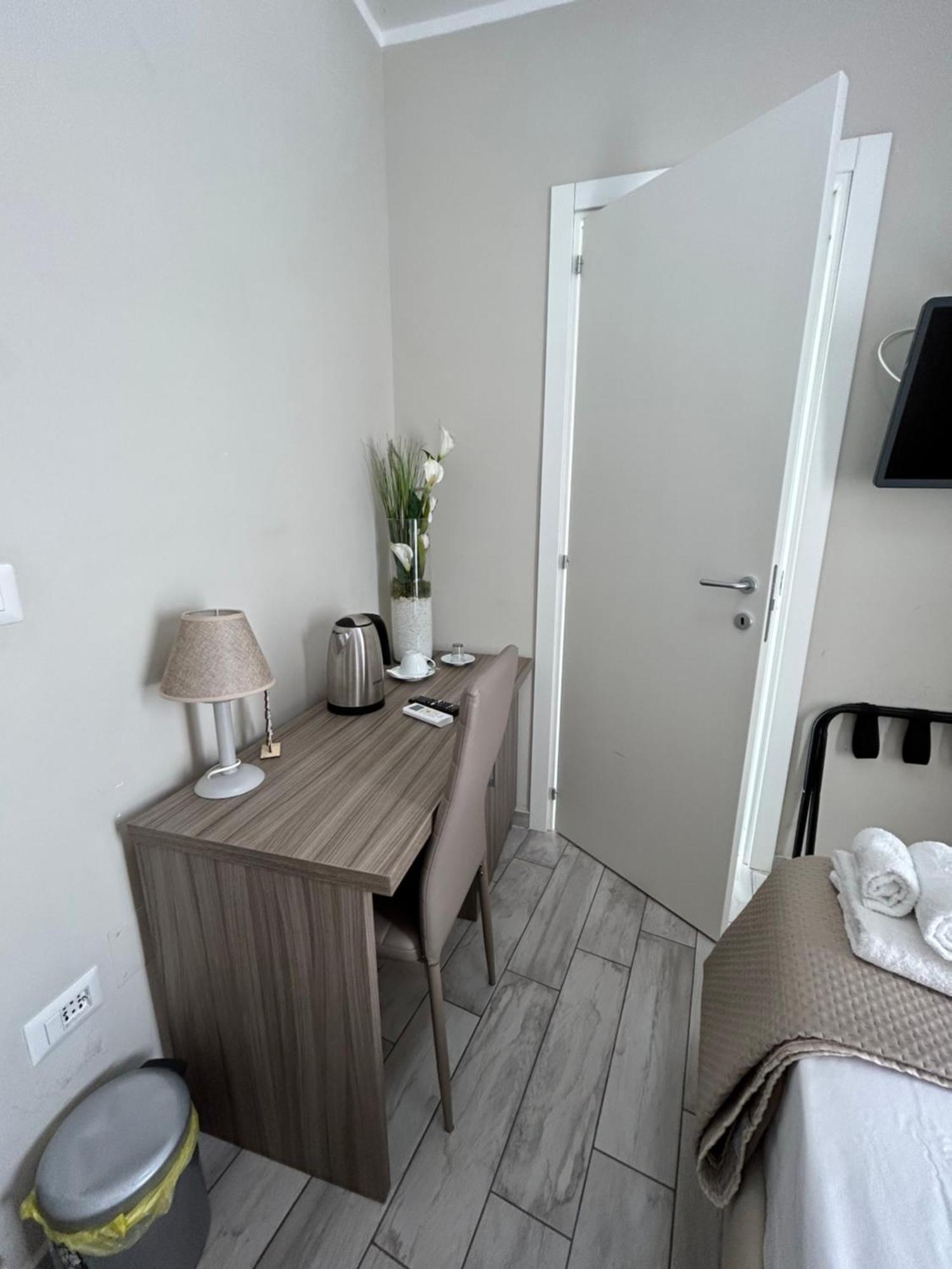 B&B Napoli Centrale N 74 Екстериор снимка