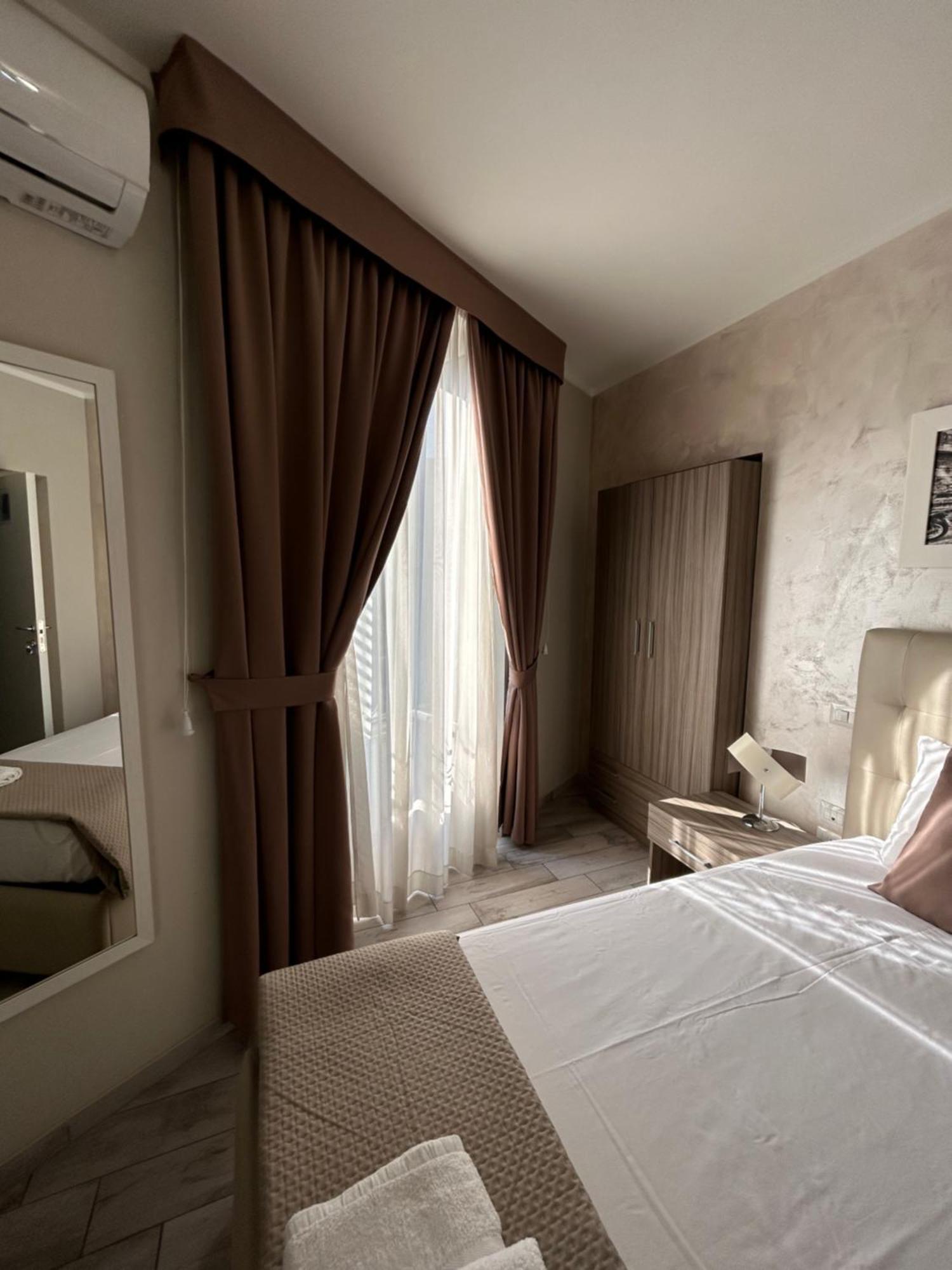 B&B Napoli Centrale N 74 Екстериор снимка