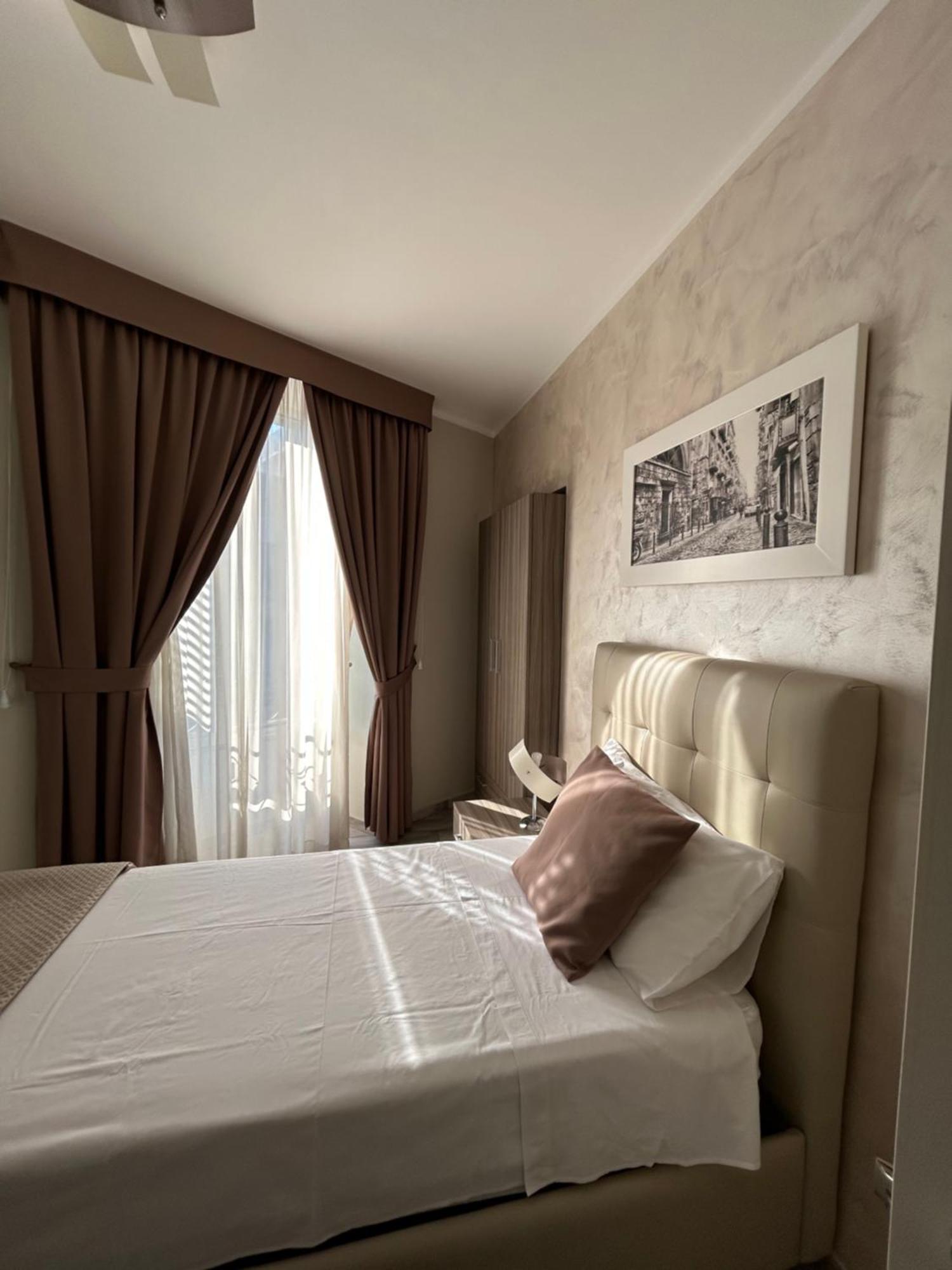 B&B Napoli Centrale N 74 Екстериор снимка